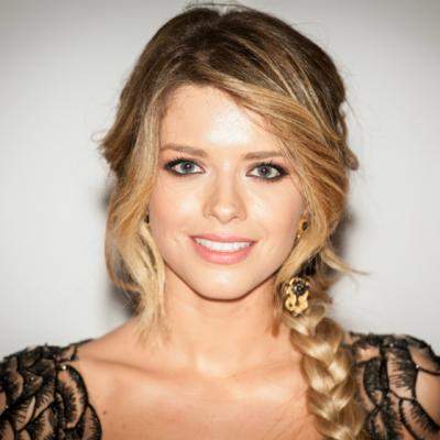 Foto: Alexandra Dinu, aparitie de senzatie intr-o rochie de 8000 de euro!