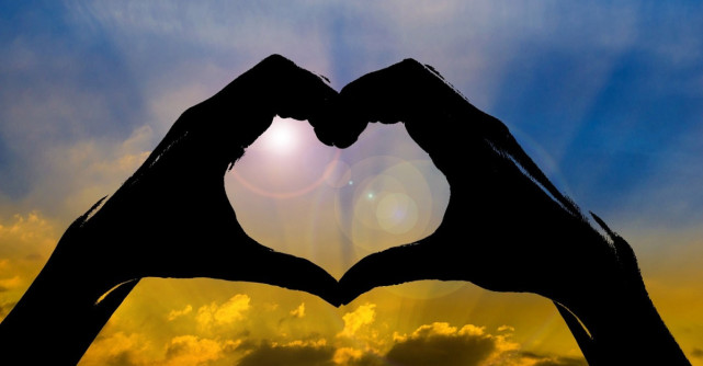 Eşti mare şi puternic prin ceea ce poţi dărui altora, nu prin ceea ce poţi lua de la ei