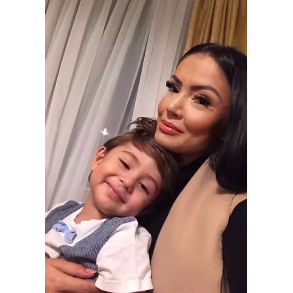 Andreea Mantea, emoții în prima zi de școală a lui David. Fiul ei a intrat în clasa a 3-a și se pregătește pentru multe meserii