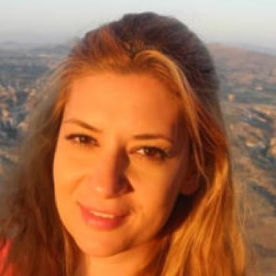 Fetița Amaliei Anache începe anul școlar la o școală privată. Ce a nemulțumit-o pe prezentatoarea de știri la programa școlară?