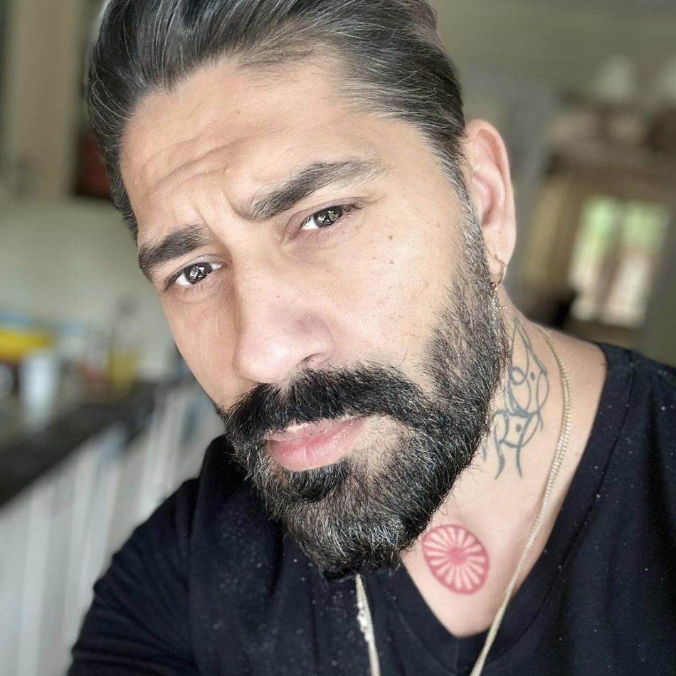 Transformarea lui Connect-r! Ce l-a făcut pe artist să se apropie de religie și să își schimbe radical percepția asupra vieții?