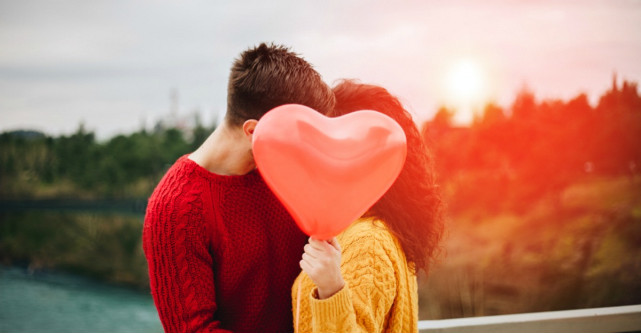 Horoscopul dragostei pentru luna NOIEMBRIE: e mai usor ca oricand sa comunici si sa atenuezi conflicte 