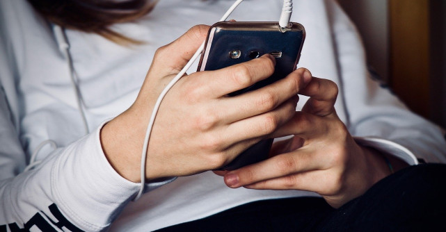 De unde să cumperi cele mai bune accesorii pentru telefonul tău mobil