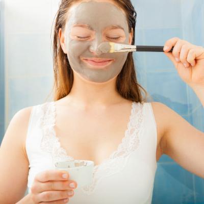 Masti pentru ten pe baza de ARGILA si NAMOL mineral