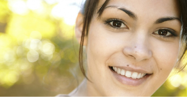 O mica istorie a alunitelor. De ce sunt numite semne de frumusete si ce trebuie sa faci ca sa le protejezi