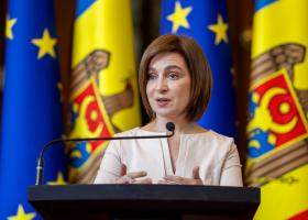 Maia Sandu, simbol al eleganței și al unității spirituale la sfințirea Catedralei Mântuirii Neamului