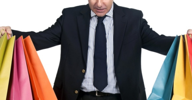 Incredibil: Un barbat, castigator la crosul pe tocuri