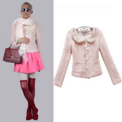 Foto: Barbat de 72 de ani, model pentru haine destinate adolescentelor