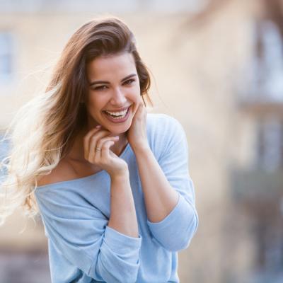 Cinci nevoi de care să te îngrijești pentru a fi fericită