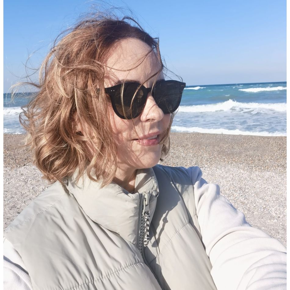 Andreea Marin, cu gândul la părinții ei, de ziua sa de naștere. Mesajul emoționant transmis de vedetă