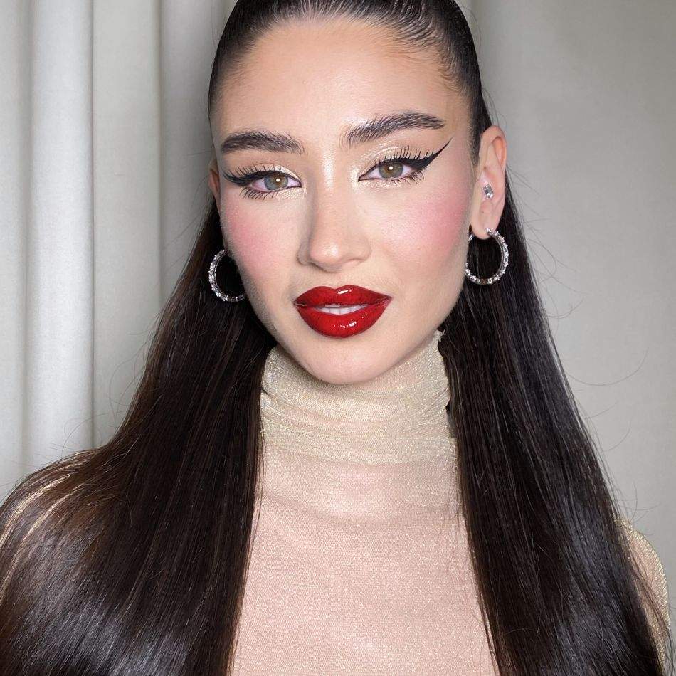 Interviu Laura Maier: de la pasiunea pentru fashion, la succesul de pe TikTok