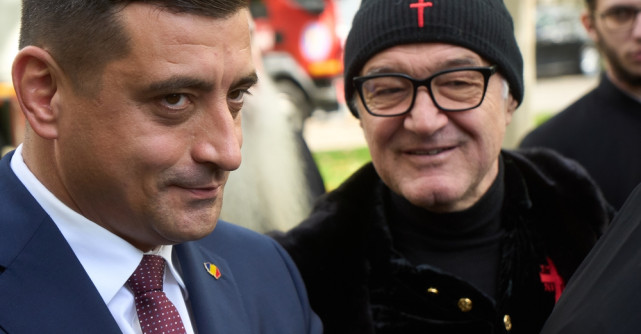 Gestul făcut de Gigi Becali față de George Simion, la sfințirea Catedralei Naționale. Toată lumea a fost șocată de apariția sa 