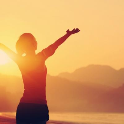 6 Lucruri pe care fiecare persoana fericita le face inainte de 8 dimineata