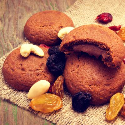 Te lingi pe degete! Biscuiti umpluti cu ciocolata