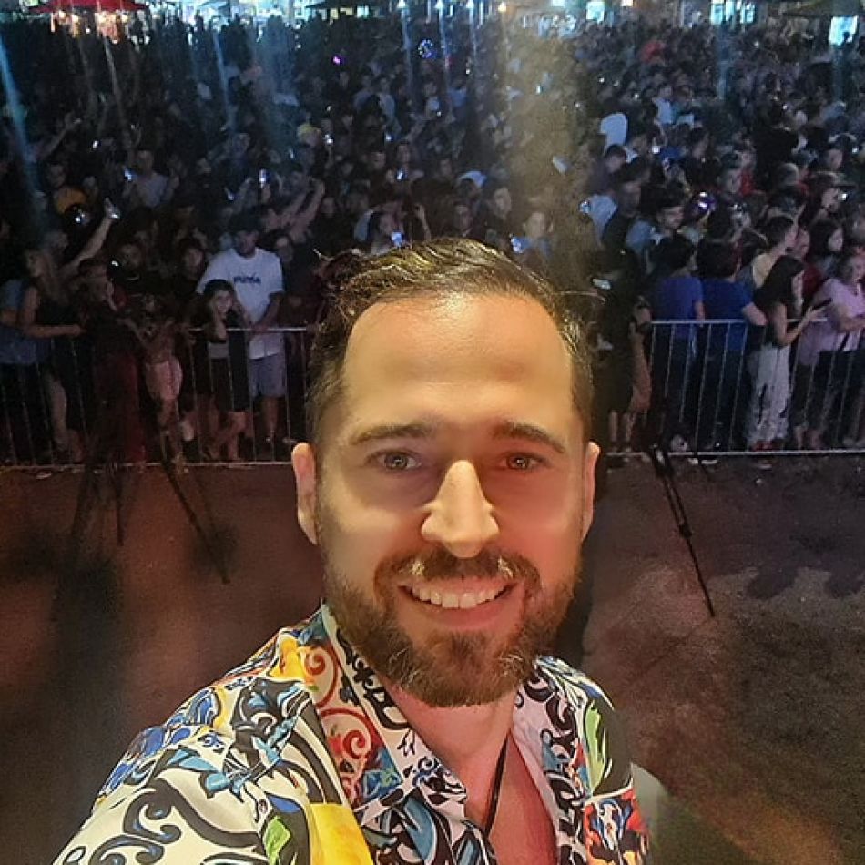 Scandal în lumea artistică: Acuzații dure aduse de Dinu Maxer la adresa lui Smiley și a lui Damian Drăghici