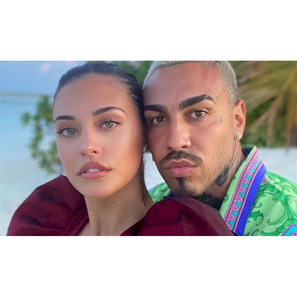 Alex Velea vrea să îl invite pe Vincenzo Castellano la nunta sa cu Antonia. Cum au ajuns cei doi să fie atât de buni prieteni?