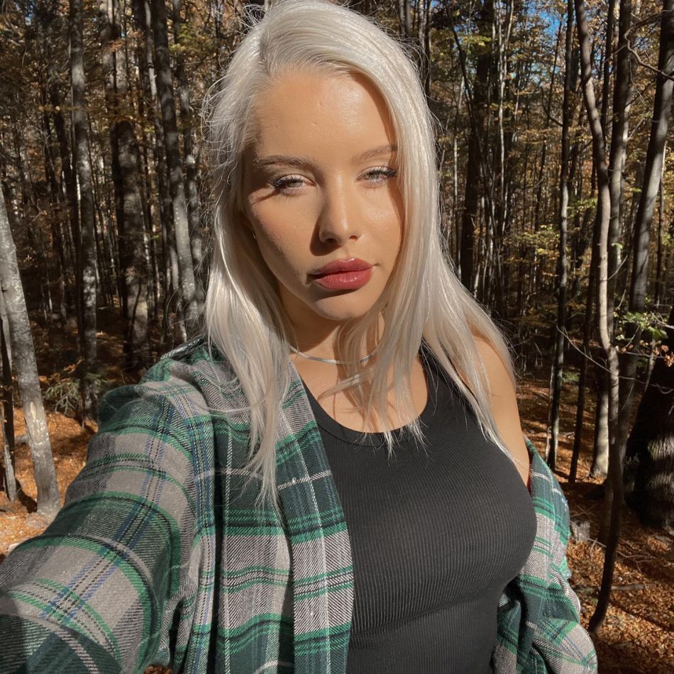 Carmen Grebenișan, despre chinurile prin care a trecut la Survivor România: Primesc comentarii că-s grasă și-s plină de celulită