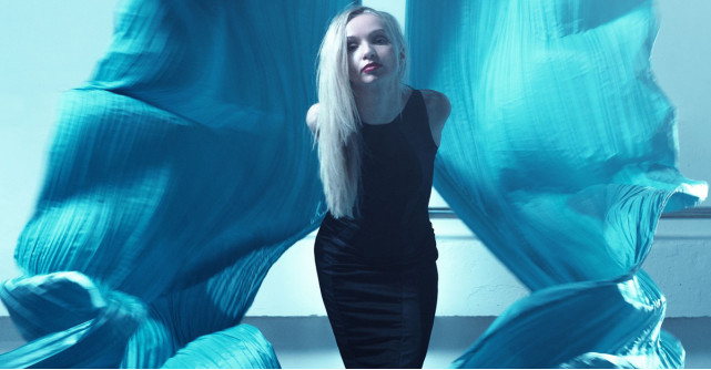 Rochia midi - 3 tinute - casual, office, de ocazie