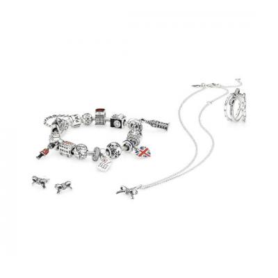 Pastreaza-ti aproape amintirile din calatorii cu noile bijuterii de la Pandora