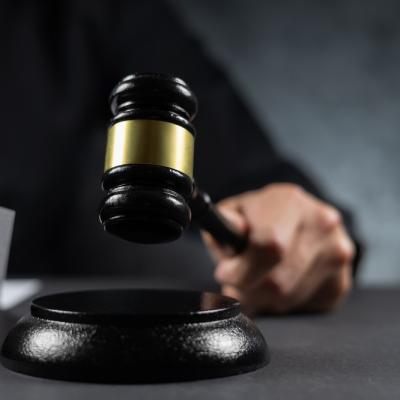 Judecătorii CCR au decis: Pensiile magistraților pot fi tăiate. Anunț istoric în România!