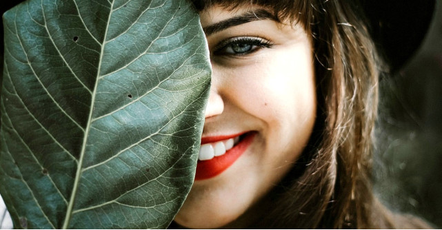 8 semne ca ar trebui sa mergi la medicul dentist