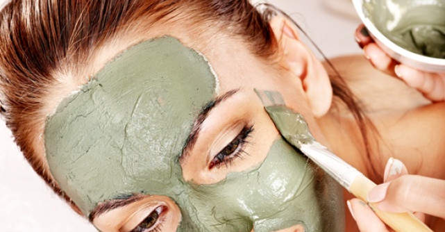 Masti de fata cu argila potrivite tenului tau