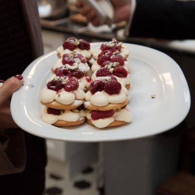 Desert spectaculos: Cenci cu crema de mascarpone