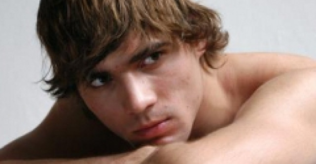 Justin Bieber si-a schimbat tunsoarea