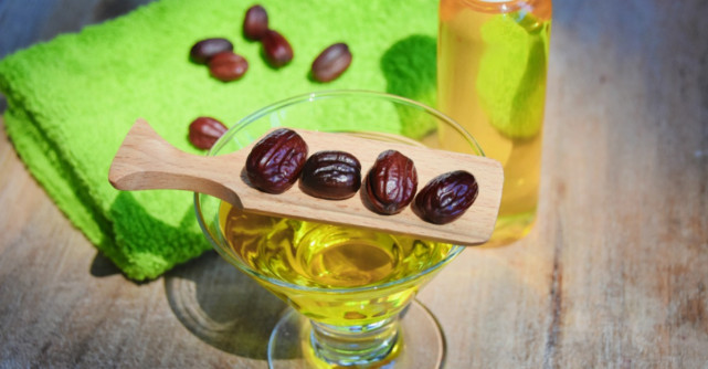 Jojoba – exfoliantul natural care iti daruieste piele catifelata si neteda