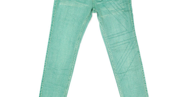 20 de perechi de jeans pentru toate gusturile