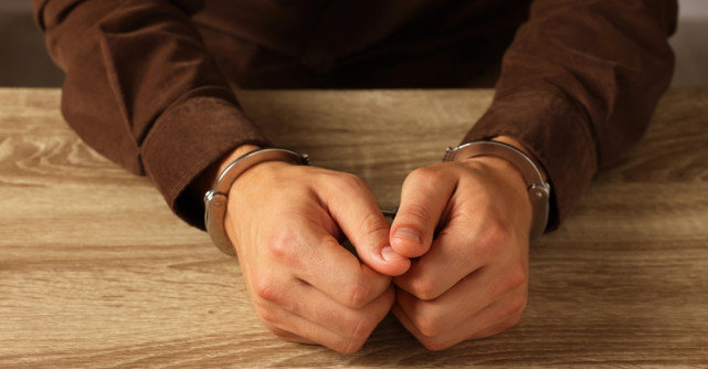 Doi băieți români de 14 ani acuzați de tentativă de viol în Irlanda. Proteste mari în localitatea în care a avut loc incidentul