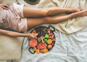 Dieta pentru constipație: alimente recomandate + meniu simplu pentru 7 zile