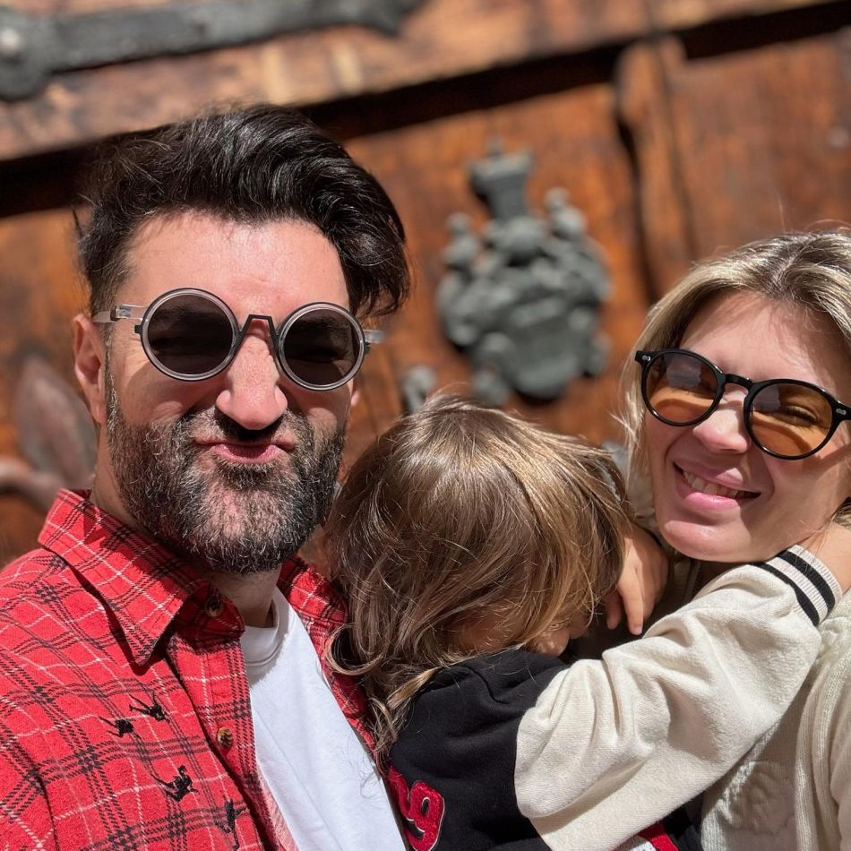 Smiley și Gina Pistol au aniversat 3 ani de căsnicie. Mesajul emoționant al artistului despre familia sa 