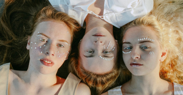 Detalii simple care îţi pot schimba radical lookul