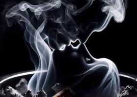 Ritualuri de eliberare emoțională: scapă de legăturile toxice și atrage iubirea pe care o meriți
