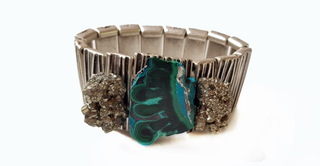 Genți de autor și bijuterii inspirate din arhitectura naturii la Kudika IarmaROc