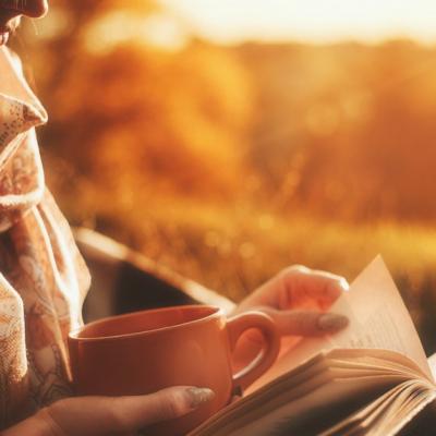 Cum sa iubesti timpul petrecut singura: invata sa stai doar cu tine!