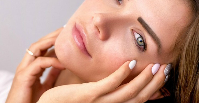 5 trucuri prin care previi îmbătrânirea prematură a tenului