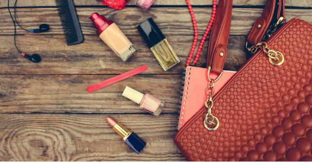 Ce cosmetice port mereu in geanta