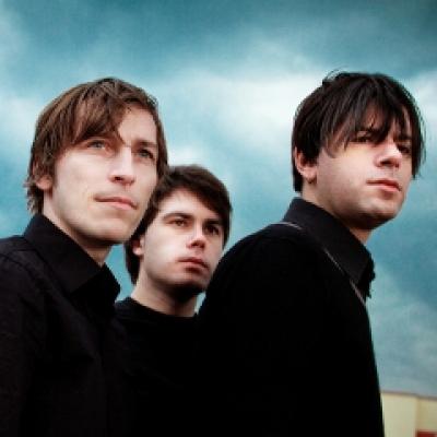 AB4 canta la ShortsUP Hall of Fame