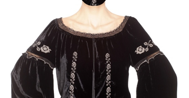 Descopera perfectiunea creatiilor etno in showroomul Valentina Vidrascu