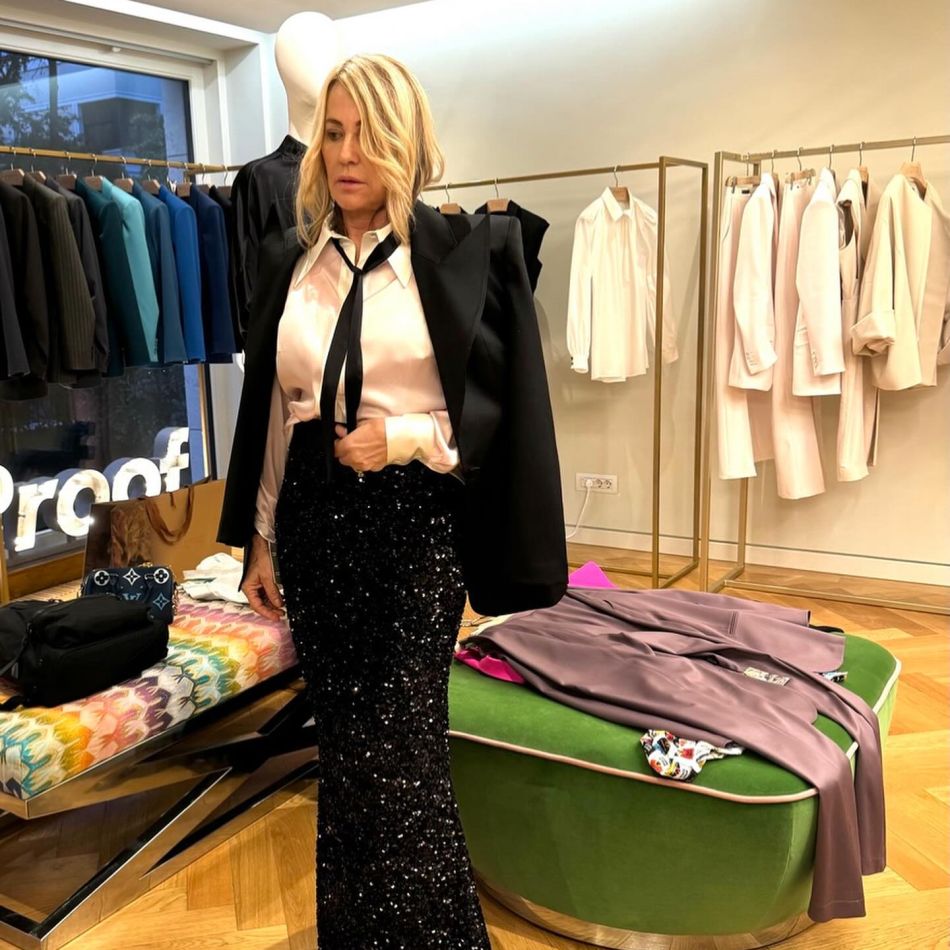 Nadia Comăneci, omagiată la 50 de ani de la 10-le perfect! BNR lansează monedă aniversară dedicată Zeiței de la Montreal