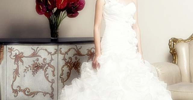 15 Rochii de Mireasa cu Trena 