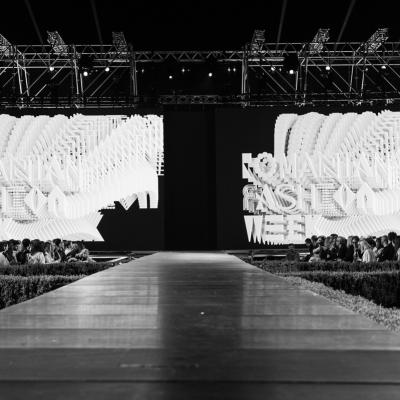 Sursa de inspirație pentru creatorul de modă Cristian Samfira la Romanian Fashion Week
