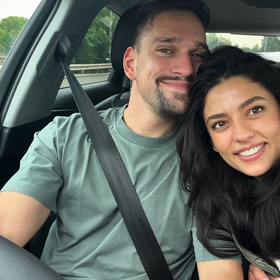 Oana Moșneagu, reacție ironică după ce Oana Roman a criticat-o pe Ioana Blaj pentru ținuta aleasă la nunta sa