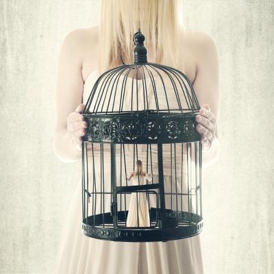 8 trucuri pentru a te elibera de durerea emotionala