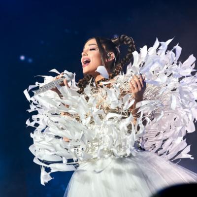 Ariana Grande face echipa cu Kid Cudi pentru noul single Just Look Up