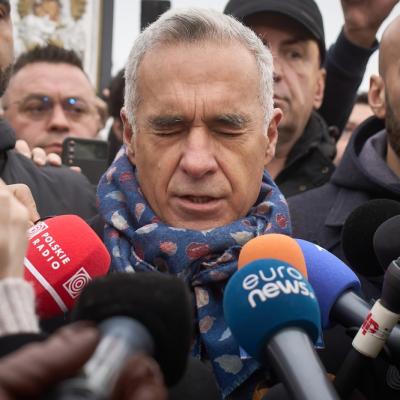 🔴 VIDEO: BREAKING NEWS | Călin Georgescu, ridicat de poliție din trafic și dus la audieri la Parchetul General