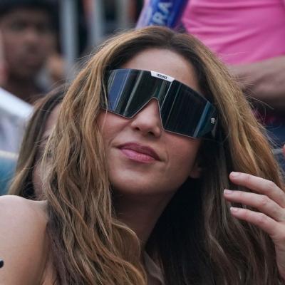 Piqué, filmat în tribune în timpul recitalului Shakirei de la finala Cupei Mondiale. Imaginile au făcut înconjurul internetului