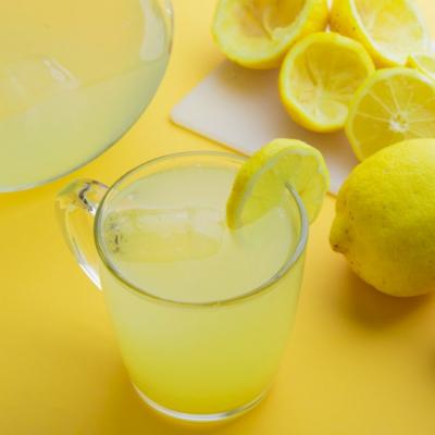 20 de beneficii de care habar nu aveai ale apei cu lamaie